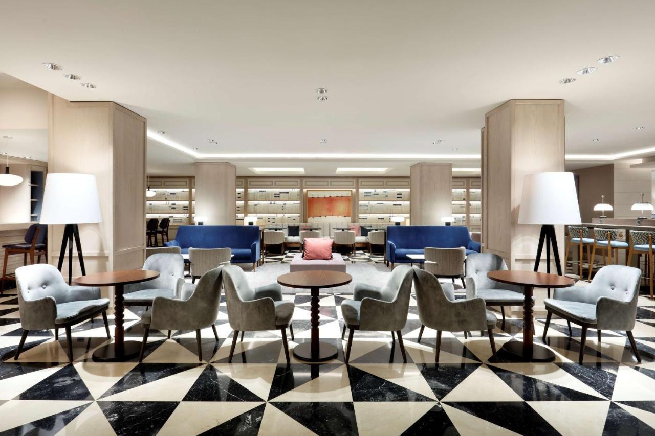 Hyatt Regency Hesperia Madrid Hotel Bagian luar foto