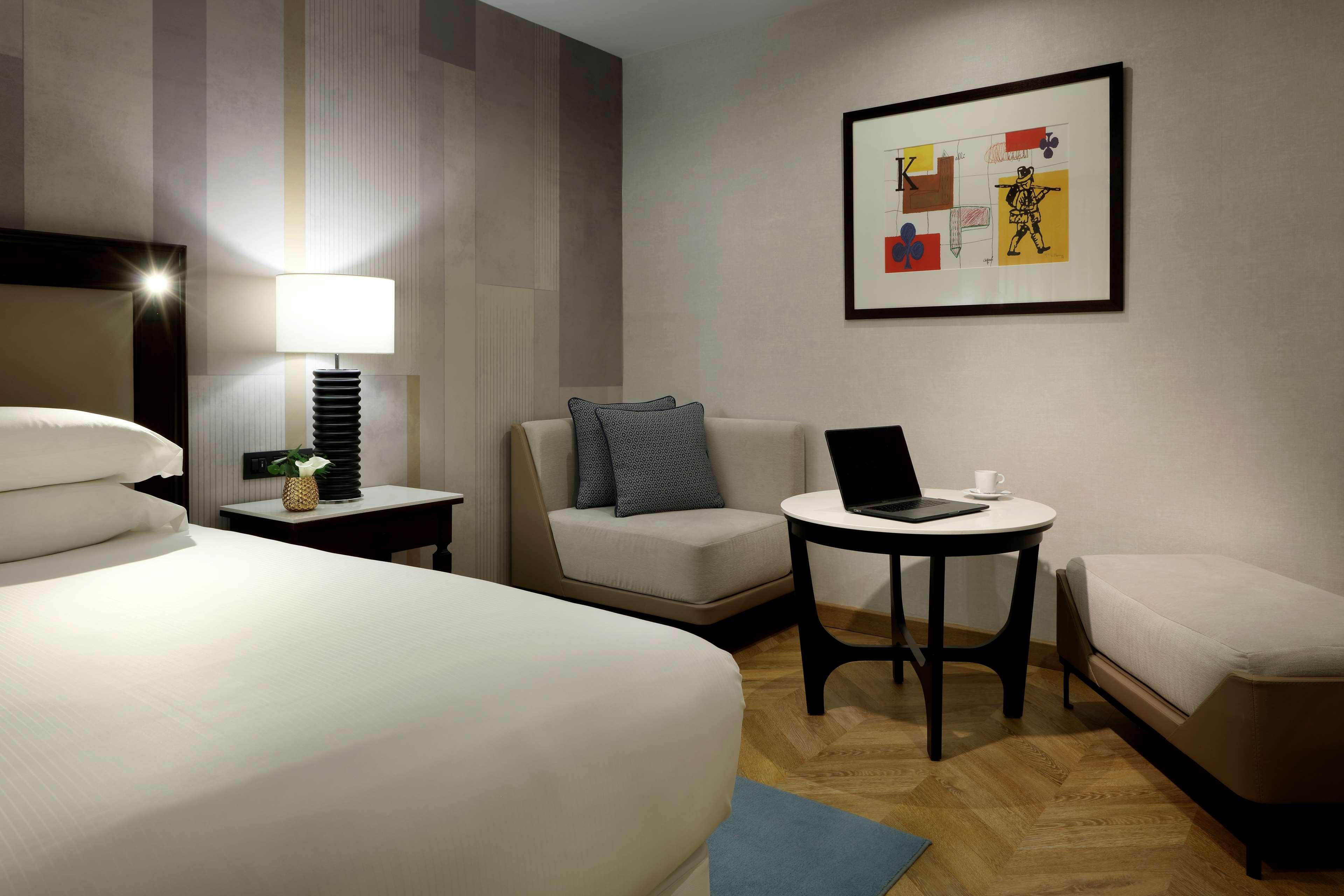 Hyatt Regency Hesperia Madrid Hotel Bagian luar foto