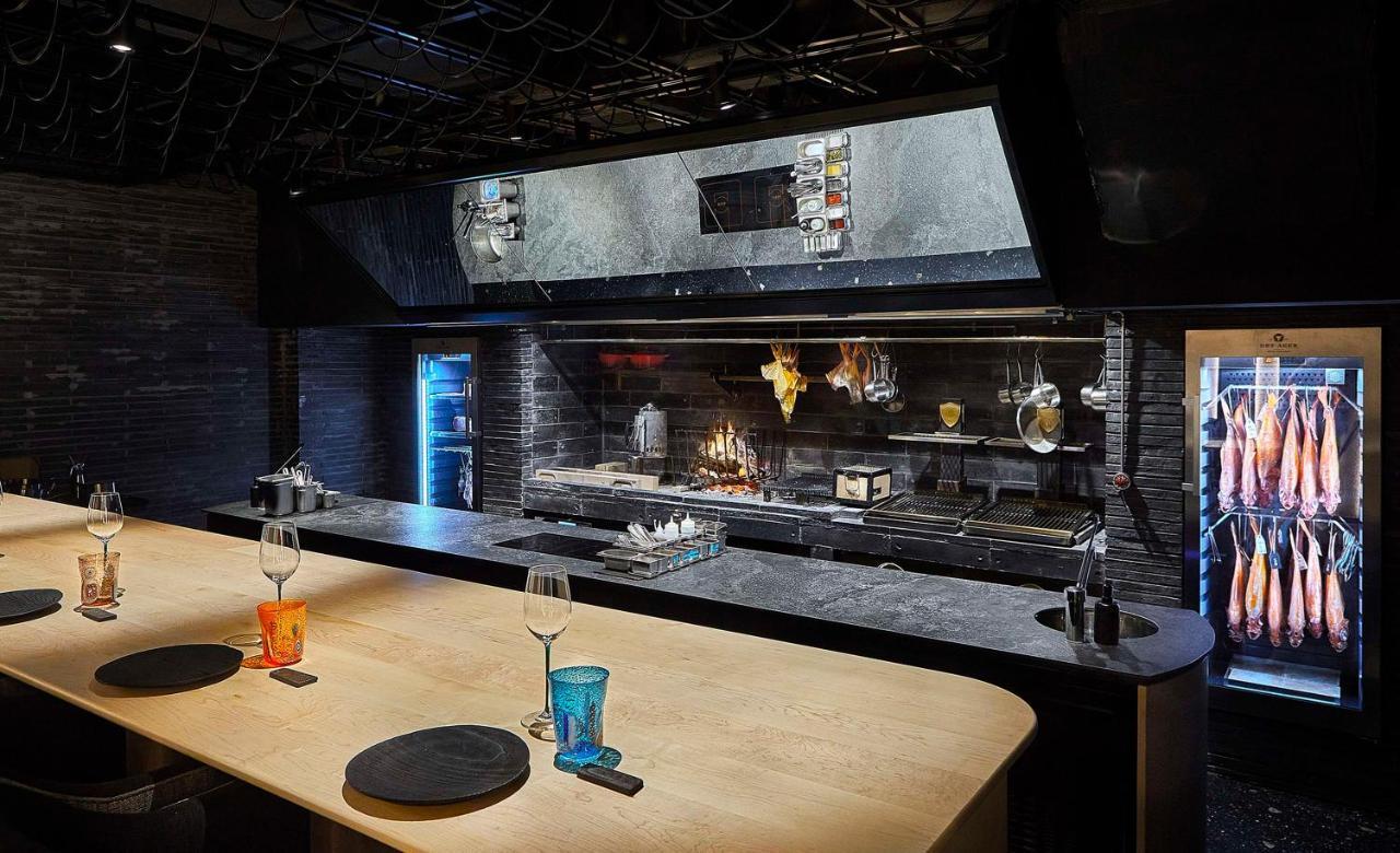 Hyatt Regency Hesperia Madrid Hotel Bagian luar foto