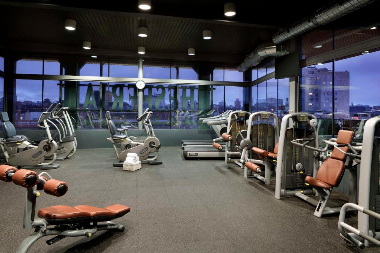 Hyatt Regency Hesperia Madrid Hotel Bagian luar foto