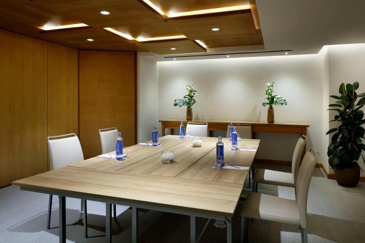 Hyatt Regency Hesperia Madrid Hotel Bagian luar foto