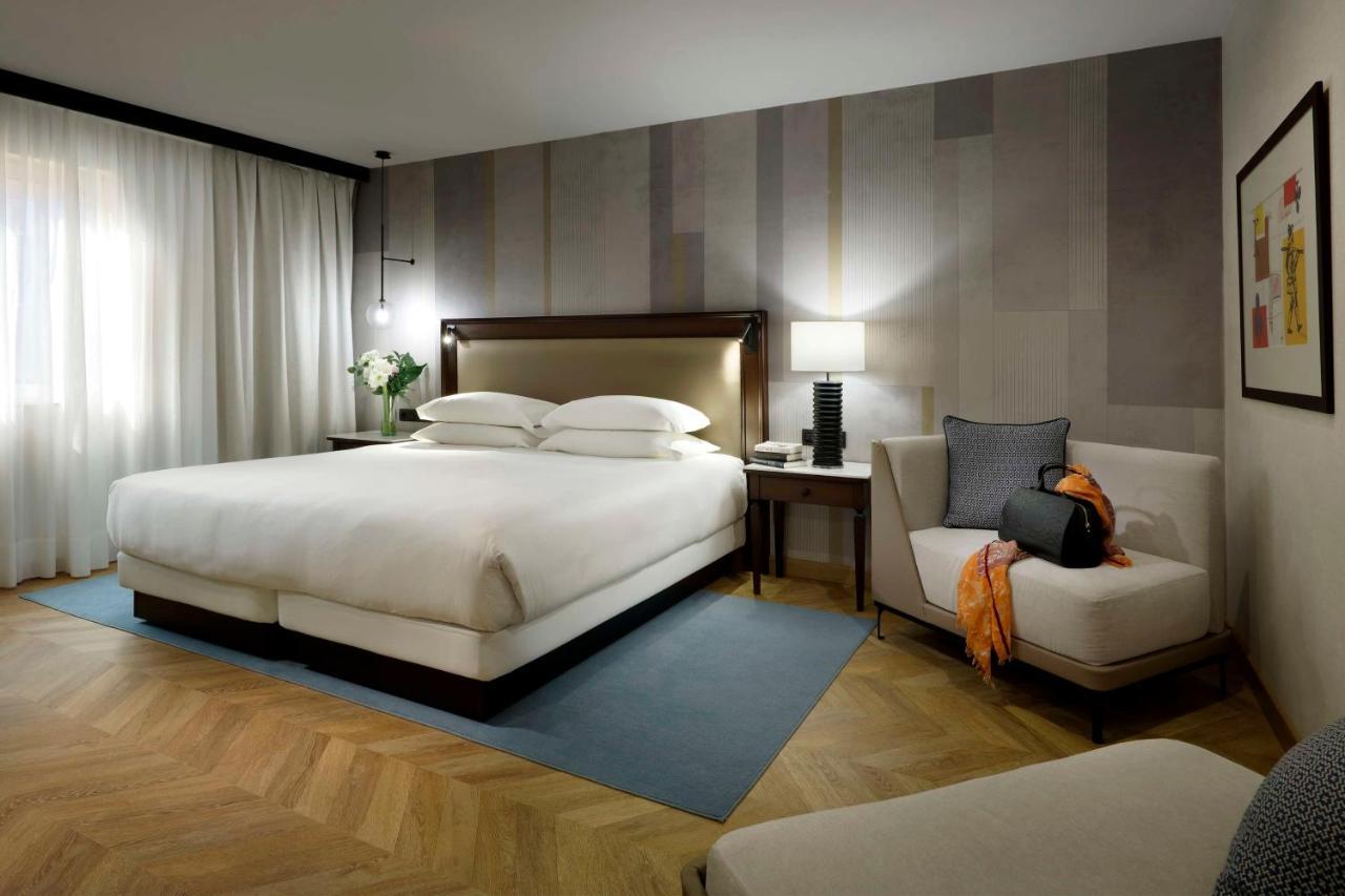 Hyatt Regency Hesperia Madrid Hotel Bagian luar foto