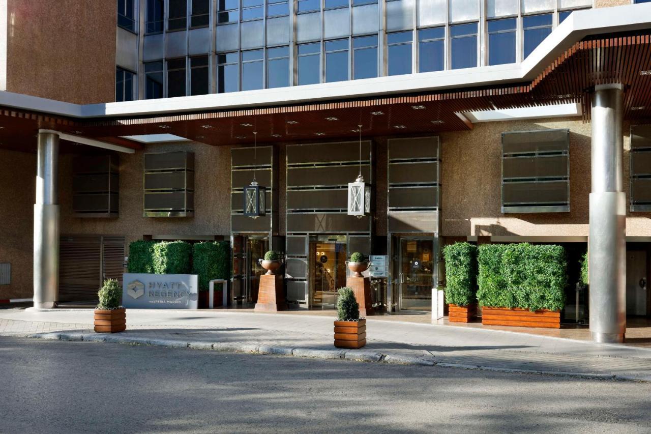 Hyatt Regency Hesperia Madrid Hotel Bagian luar foto