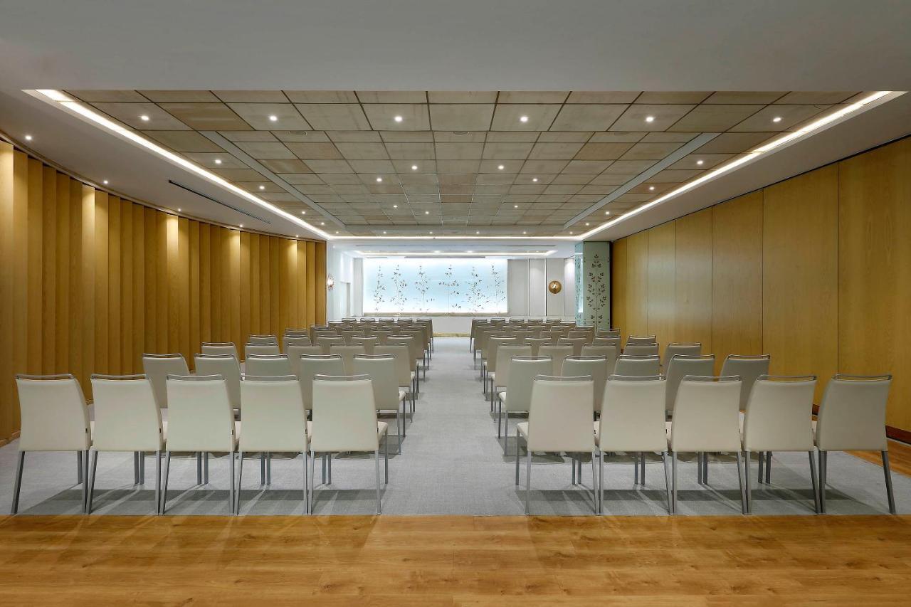 Hyatt Regency Hesperia Madrid Hotel Bagian luar foto