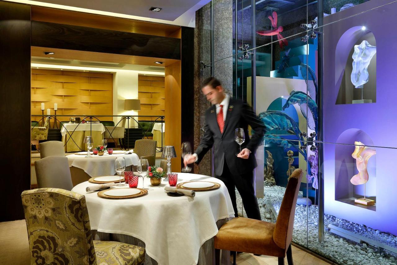 Hyatt Regency Hesperia Madrid Hotel Bagian luar foto