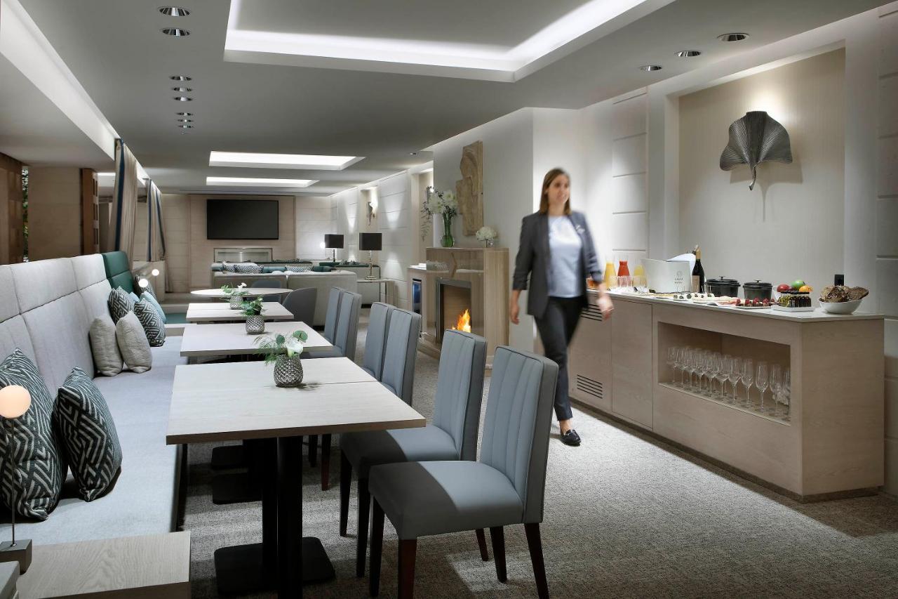 Hyatt Regency Hesperia Madrid Hotel Bagian luar foto