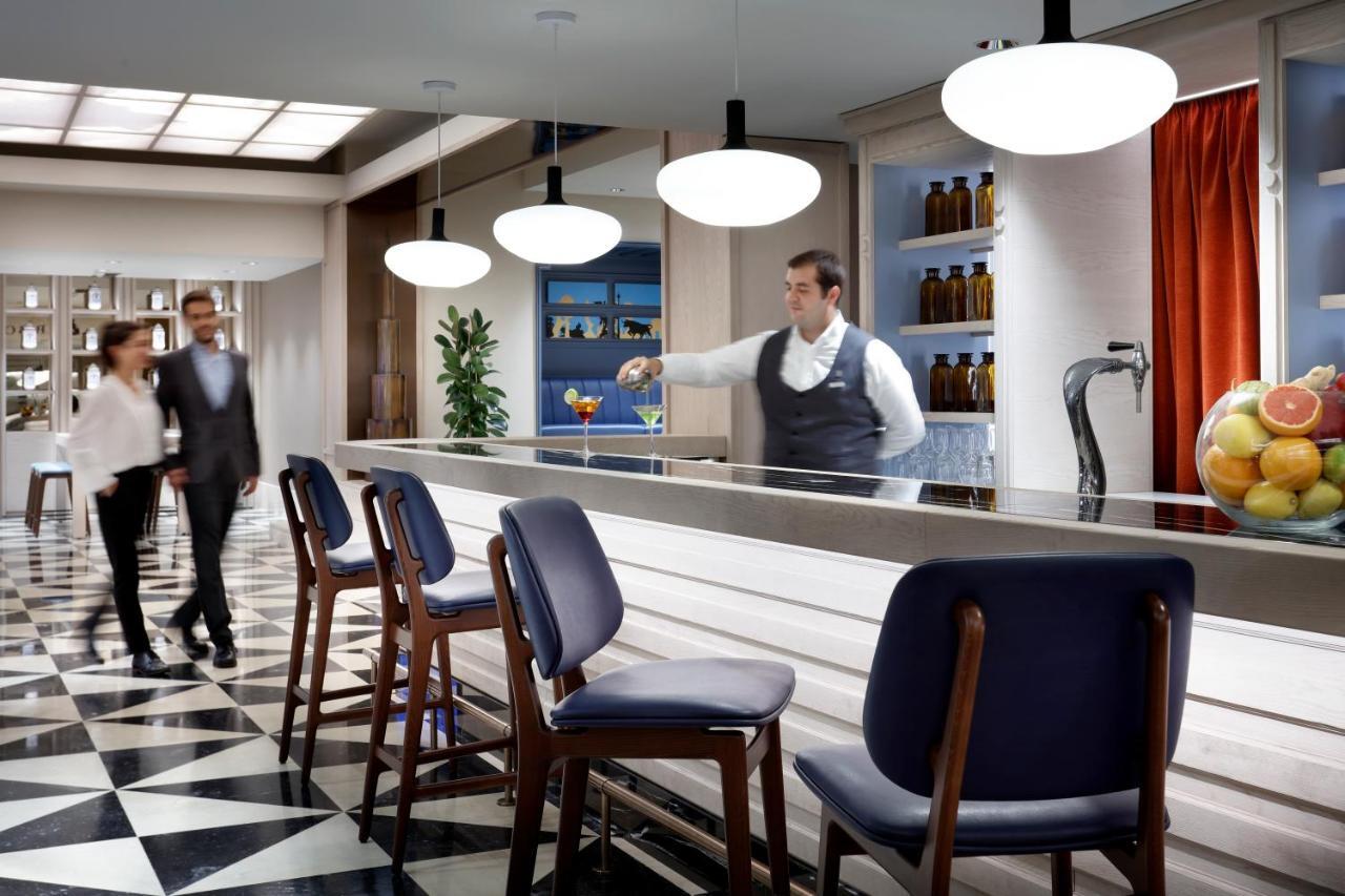 Hyatt Regency Hesperia Madrid Hotel Bagian luar foto